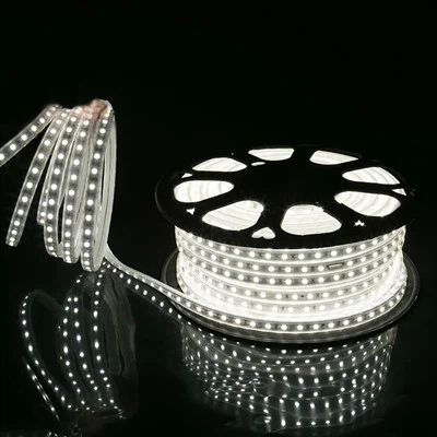 ストリップ 1 メートルあたり 120 個の LED