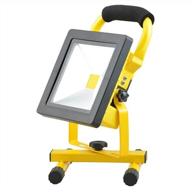 電池式フラッドランプ